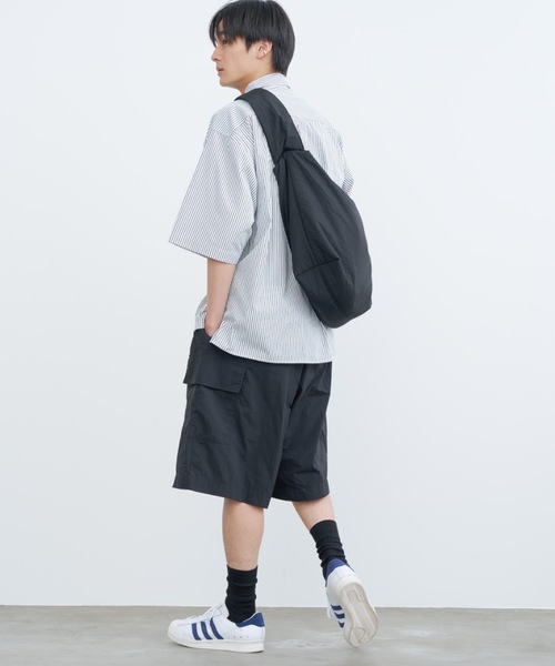 SINSS（シンス）の「Loose fit stripe shirts / ルーズフィットストライプシャツ（半袖）（シャツ/ブラウス・メンズ・ホワイト×グレー/ホワイト×ブルー・LARGE/MEDIUM/SMALL）」の13枚目の写真