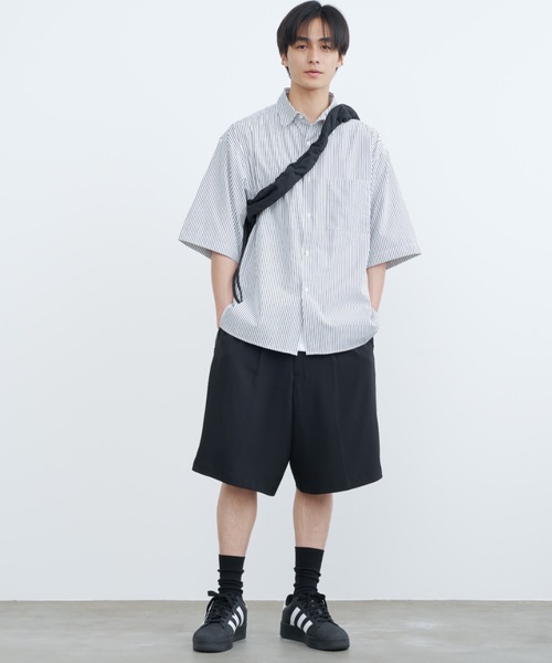 SINSS（シンス）の「Loose fit stripe shirts / ルーズフィットストライプシャツ（半袖）（シャツ/ブラウス・メンズ・ホワイト×グレー/ホワイト×ブルー・LARGE/MEDIUM/SMALL）」の21枚目の写真