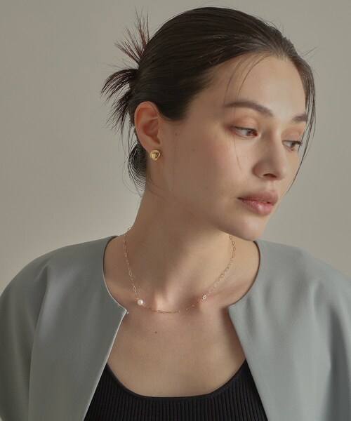 COCOSHNIK(ココシュニック)の「K10中空Dシェイプ ピアス(ピアス(両耳用)・レディース・イエローゴールド・00)」の14枚目の写真