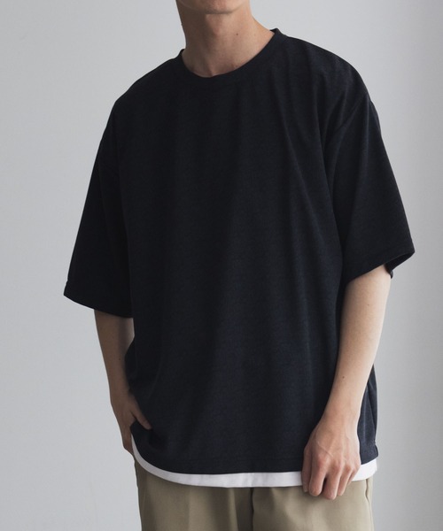 URBAN COLLECTION（アーバンコレクション）の「QUICK DRYフェイクレイヤードTシャツ（Tシャツ/カットソー・メンズ・グレイッシュベージュ/チャコールグレー/ネイビー・M/L/XL）」の2枚目の写真