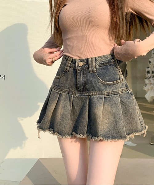 SPIGA(スピーガ)の「切り替えプリーツデニムミニスカート(スカート・レディース・インディゴブルー・SMALL/MEDIUM)」の5枚目の写真