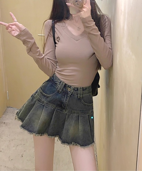 SPIGA(スピーガ)の「切り替えプリーツデニムミニスカート(スカート・レディース・インディゴブルー・SMALL/MEDIUM)」の2枚目の写真