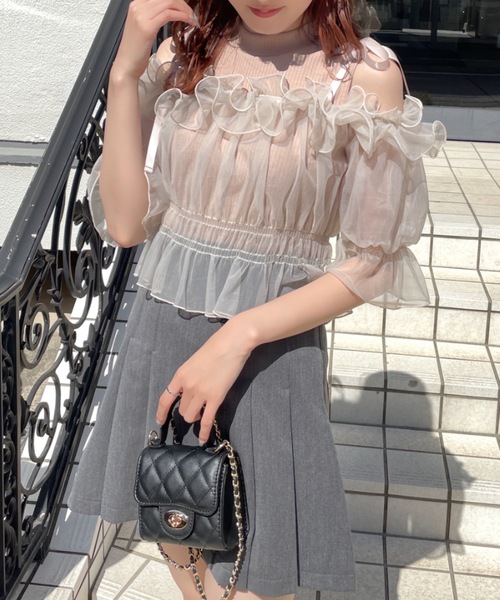 NOMAE（ノーマエ）の「カットアウトオフショルイヤードトップス　シアートップス（Tシャツ/カットソー・レディース・ピンク/アイボリー/ブラック/グレー・FREE）」の8枚目の写真