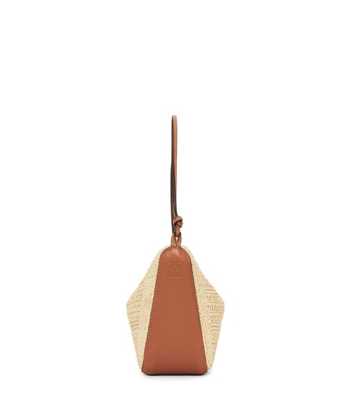 LOEWE(ロエベ)の「ハンモックホーボー ミニ(ラフィア&カーフ)(ハンドバッグ・レディース・ナチュラル・ONE SIZE)」の5枚目の写真