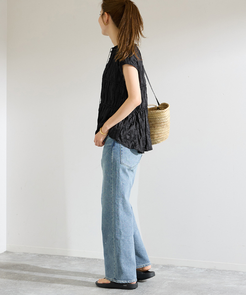 FRAMeWORK（フレームワーク）の「クリースサテンドロストフレンチトップス（シャツ/ブラウス・レディース・ブラック/ネイビー・FREE）」の15枚目の写真