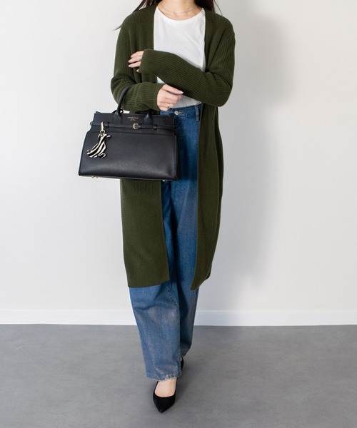 CHRISTIAN VILLA(クリスチャンヴィラ)の「【CHRISTIAN VILLA】レザーハンドバッグ(Q46352)(ハンドバッグ・レディース・グレイッシュベージュ/ブラック/ダークブラウン・ALL)」の16枚目の写真