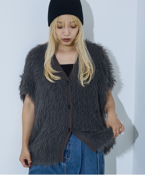 NOMINE（ノミネ）の「ロング フェザー ニットベスト カーディガン（ベスト・レディース・ベージュ/チャコールグレー/ブラック/グリーン・フリー）」の13枚目の写真