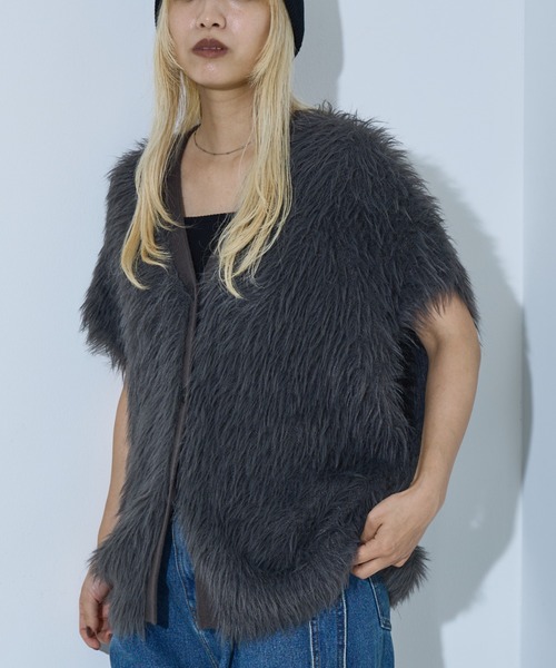 NOMINE（ノミネ）の「ロング フェザー ニットベスト カーディガン（ベスト・レディース・ベージュ/チャコールグレー/ブラック/グリーン・フリー）」の12枚目の写真