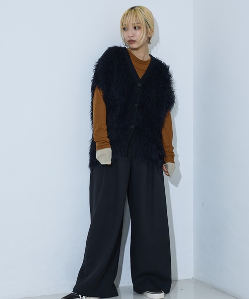 NOMINE（ノミネ）の「ロング フェザー ニットベスト カーディガン（ベスト・レディース・ベージュ/チャコールグレー/ブラック/グリーン・フリー）」の22枚目の写真