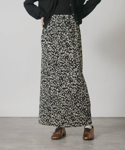 Social GIRL（ソーシャルガール）の「セルフカット ロングプリーツスカート（スカート・レディース・カーキ/ブラック/ライトブラウン/ダークグリーン/チャコールグレー/ブラック系その他/ホワイト系その他/モカ・M/L/S）」の3枚目の写真