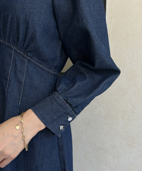 Thevon（ゼボン）の「ウエストタックシェイプワンピース（ワンピース・レディース・モカ/ネイビー/ブラック・M/TM）」の10枚目の写真