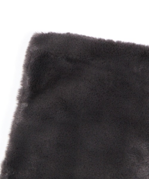 BAYFLOW（ベイフロー）の「BFファーボアクッションカバー45×45（クッション/クッションカバー・レディース・グレー/チャコール・00）」の11枚目の写真