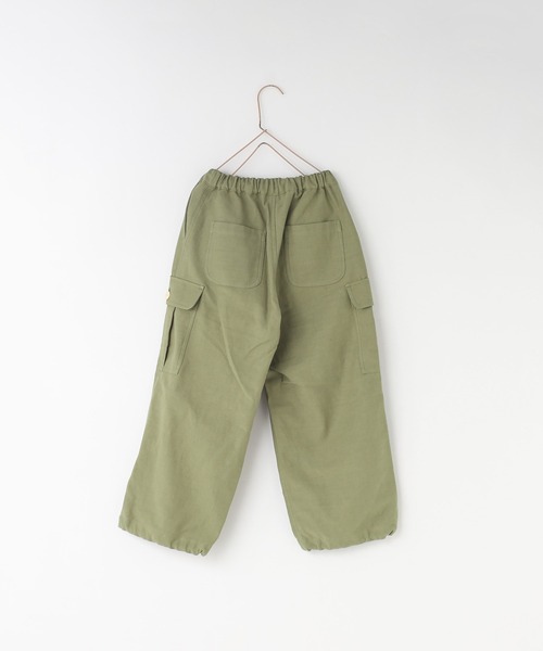 LOWRYS FARM（ローリーズファーム）の「バックサテンカーゴパンツ　 137934（カーゴパンツ・キッズ・カーキ・150cm/140cm/130cm/120cm/110cm）」の6枚目の写真