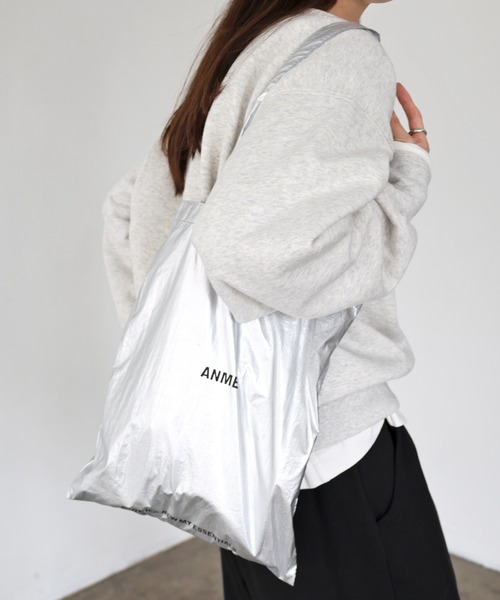 ANME（アンメ）の「【新色追加】ANMEロゴプリントA4トートバッグ（トートバッグ・レディース・ブルー/ブラック/アイボリー/グリーン/オレンジ/ライトブルー/イエロー/シルバー系/シルバー系その他・FREE）」の9枚目の写真