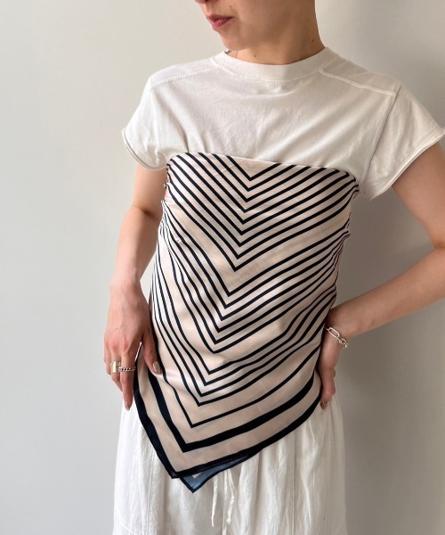 anuke(アンヌーク)の「ZOZO Limited Scarf(バンダナ/スカーフ・レディース・ネイビー・FREE)」の7枚目の写真