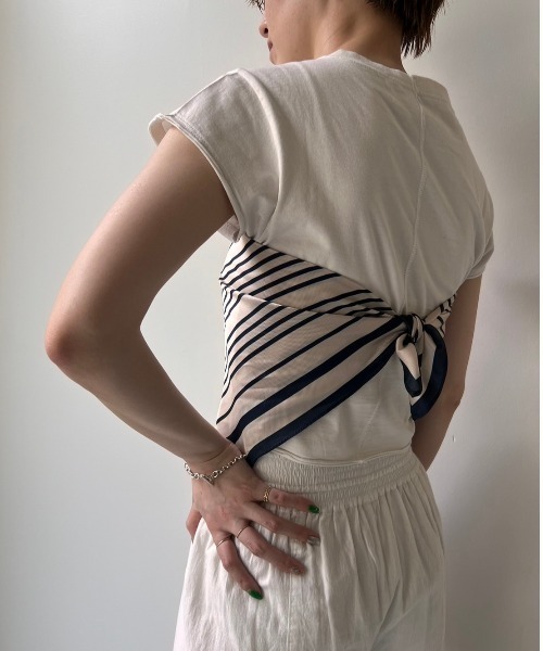 anuke(アンヌーク)の「ZOZO Limited Scarf(バンダナ/スカーフ・レディース・ネイビー・FREE)」の8枚目の写真