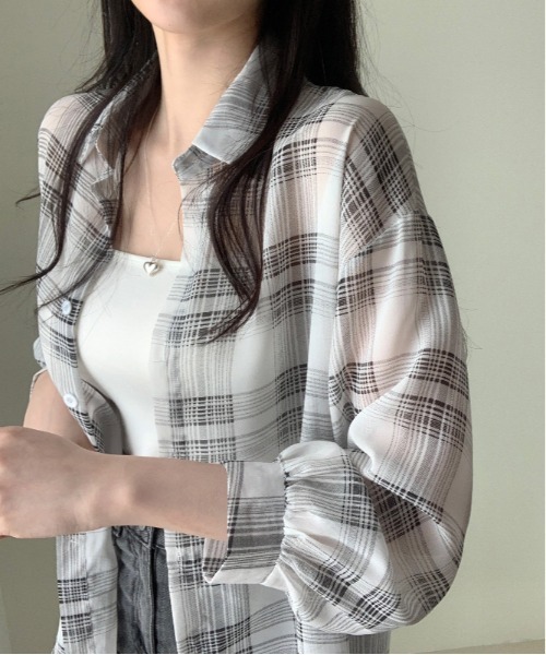 gossip！ロサンゼルス（ゴシップロサンゼルス）の「Y2K オーバーサイズ チェック柄 シャツ（シャツ/ブラウス・レディース・オフホワイト/ネイビー・FREE）」の13枚目の写真