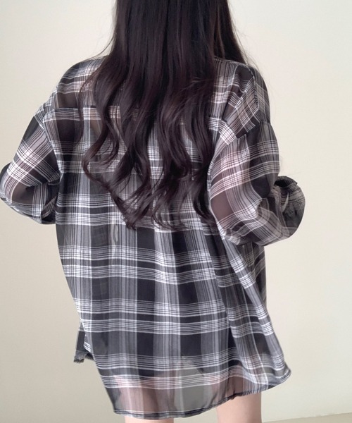 gossip！ロサンゼルス（ゴシップロサンゼルス）の「Y2K オーバーサイズ チェック柄 シャツ（シャツ/ブラウス・レディース・オフホワイト/ネイビー・FREE）」の17枚目の写真