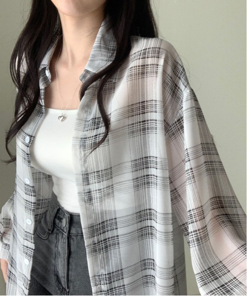 gossip！ロサンゼルス（ゴシップロサンゼルス）の「Y2K オーバーサイズ チェック柄 シャツ（シャツ/ブラウス・レディース・オフホワイト/ネイビー・FREE）」の6枚目の写真