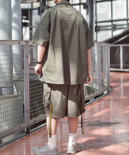 INTERPLAY(インタープレイ)の「【INTERPLAY x たいが】Big Pocket Snap Open Collar Shirt(シャツ/ブラウス・メンズ・ブラック/カーキ/ベージュ・FREE)」の7枚目の写真