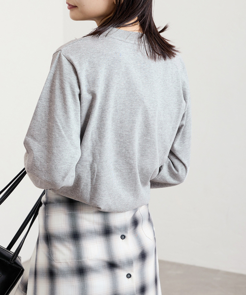 JOURNAL STANDARD（ジャーナルスタンダード）の「《追加4》UNBIASEDロングスリーブ Tシャツ（Tシャツ/カットソー・レディース・ホワイト/チャコールグレー・FREE）」の12枚目の写真