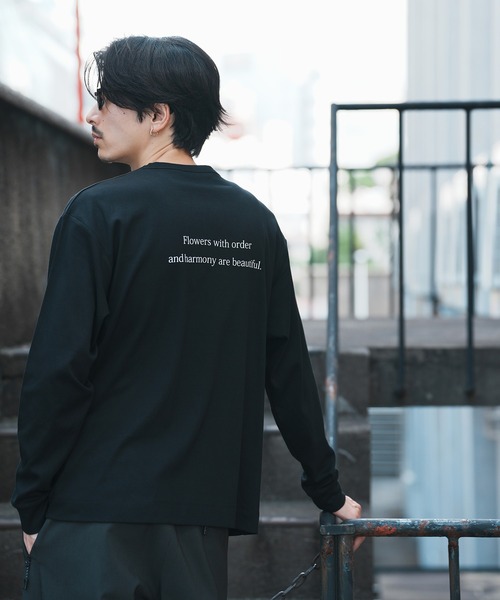 UNION STATION(ユニオンステーション)の「*WEB限定 フラワーバックプリント ルーズフィットロンT(Tシャツ/カットソー・メンズ・ブラック/ホワイト・M/L)」の3枚目の写真
