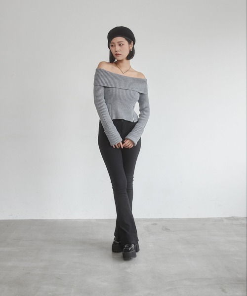 ENVYM（アンビー）の「オフショルジップニット（ニット/セーター・レディース・ブラック/グレー/ホワイト・FREE）」の21枚目の写真