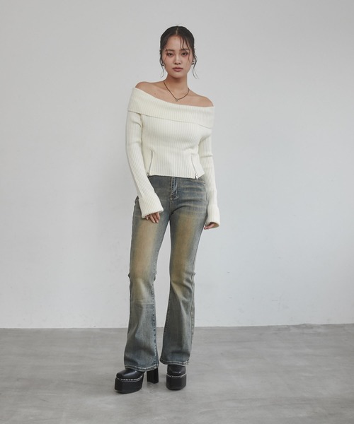 ENVYM（アンビー）の「オフショルジップニット（ニット/セーター・レディース・ブラック/グレー/ホワイト・FREE）」の14枚目の写真