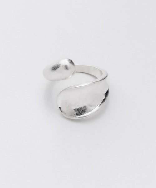 ciite'(シーテ)の「twist ring / ツイストリング(リング・レディース・ゴールド/シルバー・FREE)」の7枚目の写真