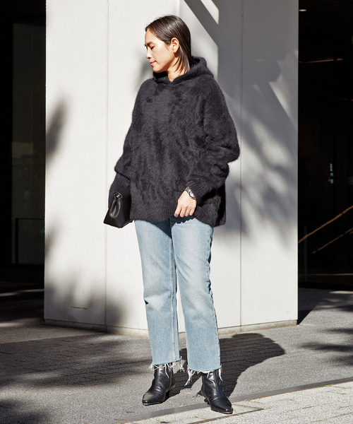 【ほぼ未使用✨】AP STUDIO ウール100% ふわふわニット　黒　秋冬活躍 ラインニットプルオーバー（ニット/セーター）｜AP STUDIO（エーピー