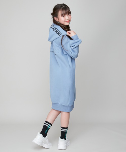 SISTER JENNI(SISTER JENNI)の「【あったか】裏起毛エンボスロゴパーカーワンピ(ワンピース・キッズ・ブラック/サックスブルー・130cm/140cm/150cm/160cm)」の9枚目の写真