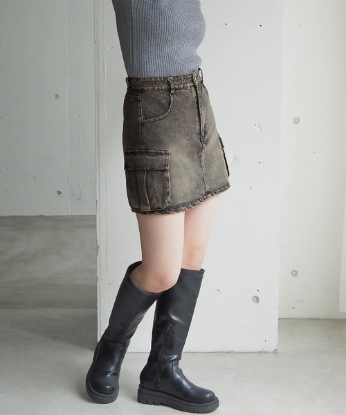 tiptop(ティップトップ)の「【2サイズ展開】カーゴデニムミニスカパン(スカート・レディース・ダークブルー/ブラック/ブルー/カーキ・S/M)」の11枚目の写真
