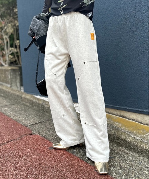 mi via loca(ミヴィアロカ)の「Vintageライク パッチデザイン スウェットイージーパンツ(スウェットパンツ・レディース・トップグレー/オートミール・FREE)」の1枚目の写真
