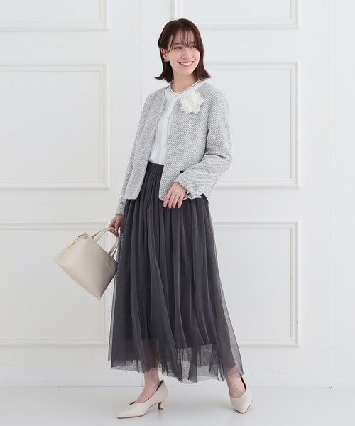 SHOO・LA・RUE（シューラルー）の「【S-3L】セレモニーからデイリーにも 軽くて柔らかくて着心地の良い カットツイードジャケット（ノーカラージャケット・レディース・ブラック系3/ホワイト系6・03/02/01/05/04）」の9枚目の写真