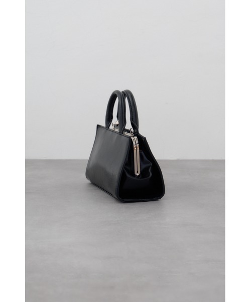 AZUL by moussy（アズールバイマウジー）の「メタルフレームミニバッグ（ショルダーバッグ・レディース・ゴールド/ボルドー/ブラック/シルバー・FREE）」の8枚目の写真