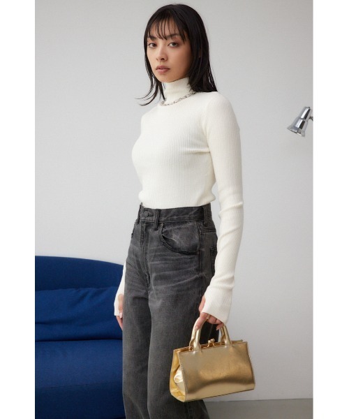 AZUL by moussy（アズールバイマウジー）の「メタルフレームミニバッグ（ショルダーバッグ・レディース・ゴールド/ボルドー/ブラック/シルバー・FREE）」の17枚目の写真