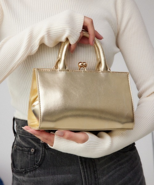 AZUL by moussy(アズールバイマウジー)の「メタルフレームミニバッグ(ショルダーバッグ・レディース・ゴールド/ボルドー/ブラック/シルバー・FREE)」の18枚目の写真