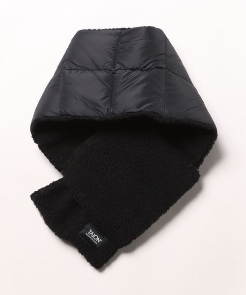 TAION(タイオン)の「【TAION】 REVERSIBLE MOUNTAIN DOWNxBOA SCARF マウンテン リバーシブル ダウン×ボア マフラー(マフラー・メンズ・ブラック/オリーブ/ブラック系/ネイビー・フリー)」の5枚目の写真