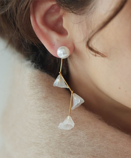 titivate（ティティベイト）の「フラワーロングピアス（ピアス（両耳用）・レディース・シルバー/ゴールド・FREE）」の19枚目の写真