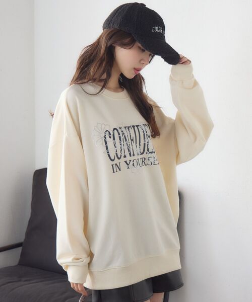 RETRO GIRL(レトロガール)の「フラワープリントトレーナー(スウェット・レディース・ナチュラル/ダークブルー/ホワイト系その他・FREE)」の13枚目の写真