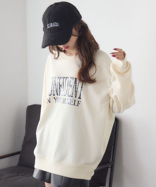 RETRO GIRL(レトロガール)の「フラワープリントトレーナー(スウェット・レディース・ナチュラル/ダークブルー/ホワイト系その他・FREE)」の14枚目の写真