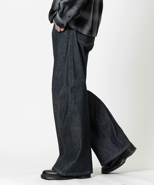 JOHN'S CLOSET（ジョンズクローゼット）の「【13】グラインダーデザイン カーブデニム/コクーンパンツ（デニムパンツ・メンズ・ブラック/グレー/ブルー・MEDIUM/LARGE）」の14枚目の写真