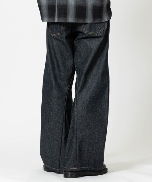 JOHN'S CLOSET（ジョンズクローゼット）の「【13】グラインダーデザイン カーブデニム/コクーンパンツ（デニムパンツ・メンズ・ブラック/グレー/ブルー・MEDIUM/LARGE）」の15枚目の写真