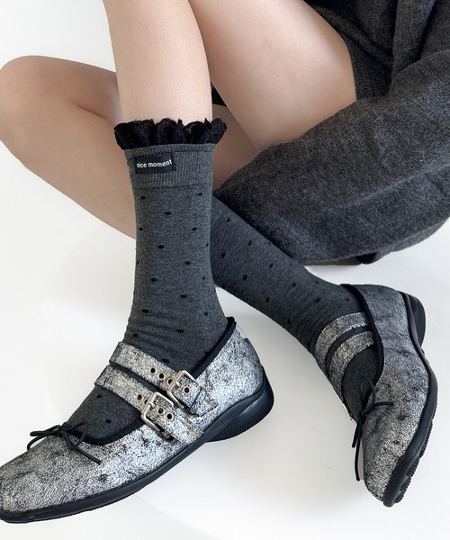 Nia(ニア)の「Nia(ニア)/ドット柄フリルソックス(ソックス/靴下・レディース・ライトグレー/ホワイト/ダークグレー/ブラック・FREE)」の16枚目の写真