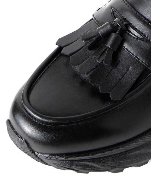 Midland FootWears(ミッドランド フットウエアーズ)の「【+6.5cm厚底】スタイルアップ ボリュームソール タッセル ローファー / Midland Footwears 000013(ローファー・メンズ・ブラック・S/M/L)」の6枚目の写真