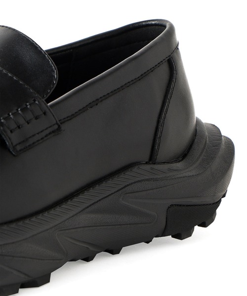 Midland FootWears(ミッドランド フットウエアーズ)の「【+6.5cm厚底】スタイルアップ ボリュームソール タッセル ローファー / Midland Footwears 000013(ローファー・メンズ・ブラック・S/M/L)」の7枚目の写真