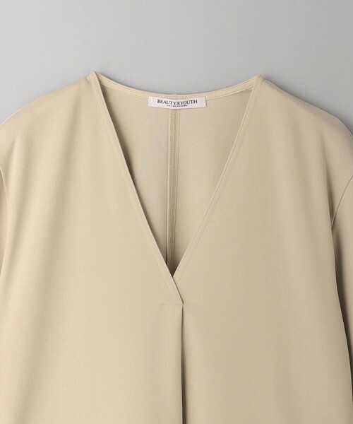 WEB限定 Wardrobe DAILY MINIMAL】ペプラム Vネックプルオーバー