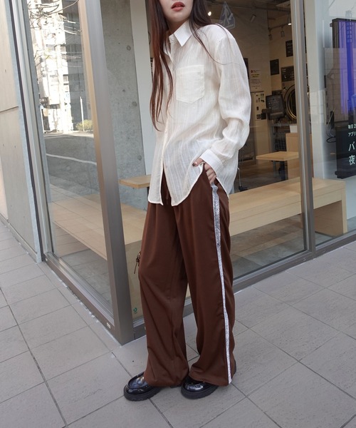 CORNERS by KR（コーナーズバイケーアール）の「【CORNERS by KR】グリッターライントラックパンツ（スラックス・レディース・ブラウン/ブラック/グレー・M）」の18枚目の写真