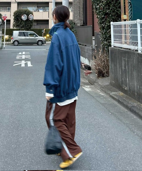CORNERS by KR(コーナーズバイケーアール)の「【CORNERS by KR】グリッターライントラックパンツ(スラックス・レディース・ブラウン/ブラック/グレー・M)」の19枚目の写真
