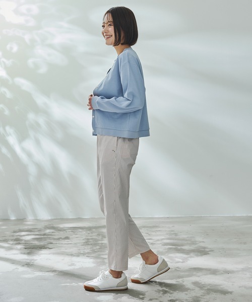 Arnold Palmer（アーノルドパーマー）の「カノコ クルーネック カーディガン（カーディガン/ボレロ・レディース・サックスブルー/ブラック/ホワイト・L/M/S）」の11枚目の写真